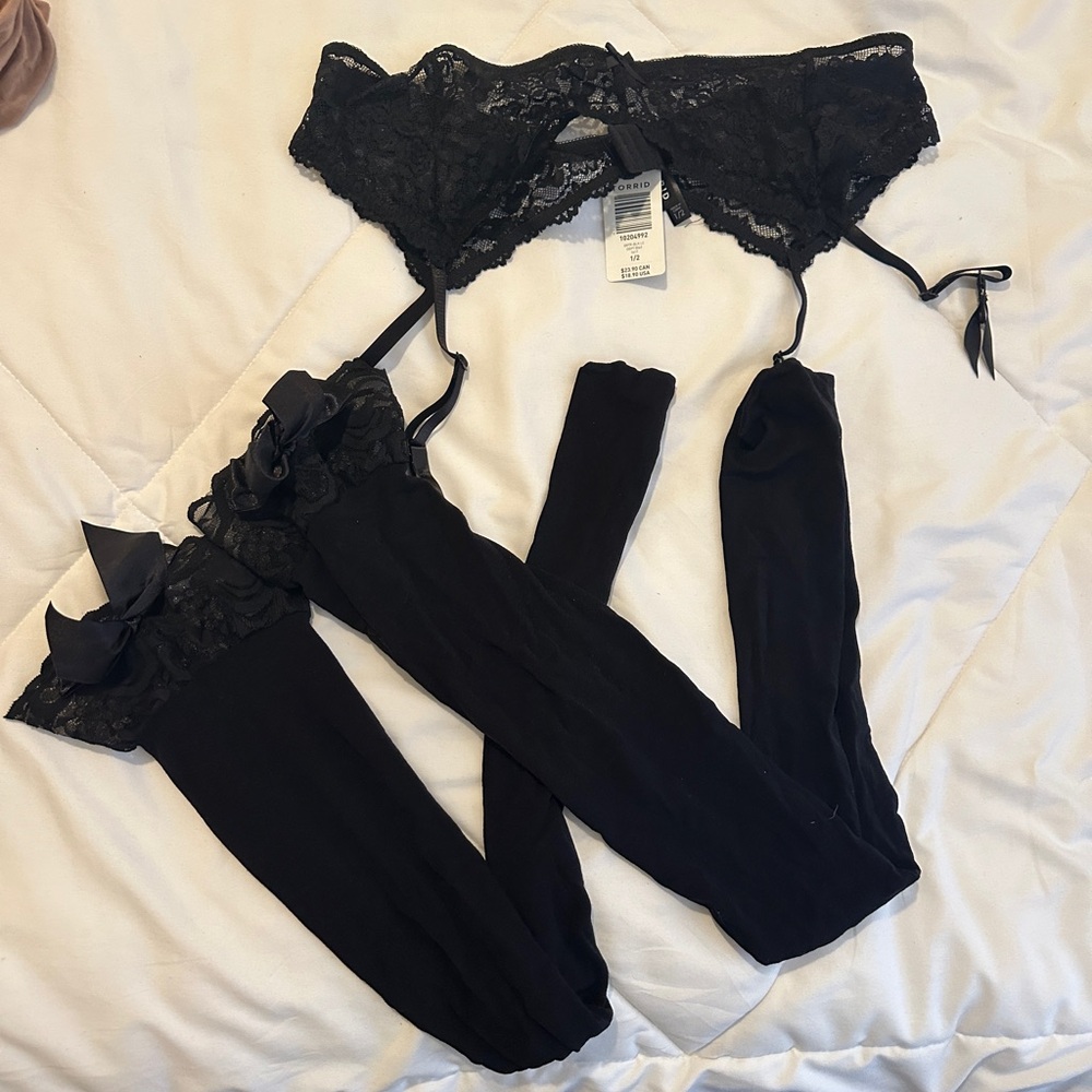 Torrid size 1/2 lace leg garter and knee high tights - black